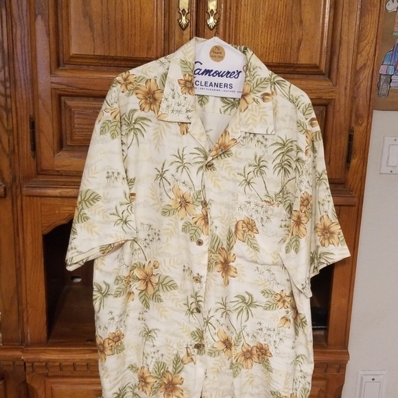 Shirt - Picture 1 of 3